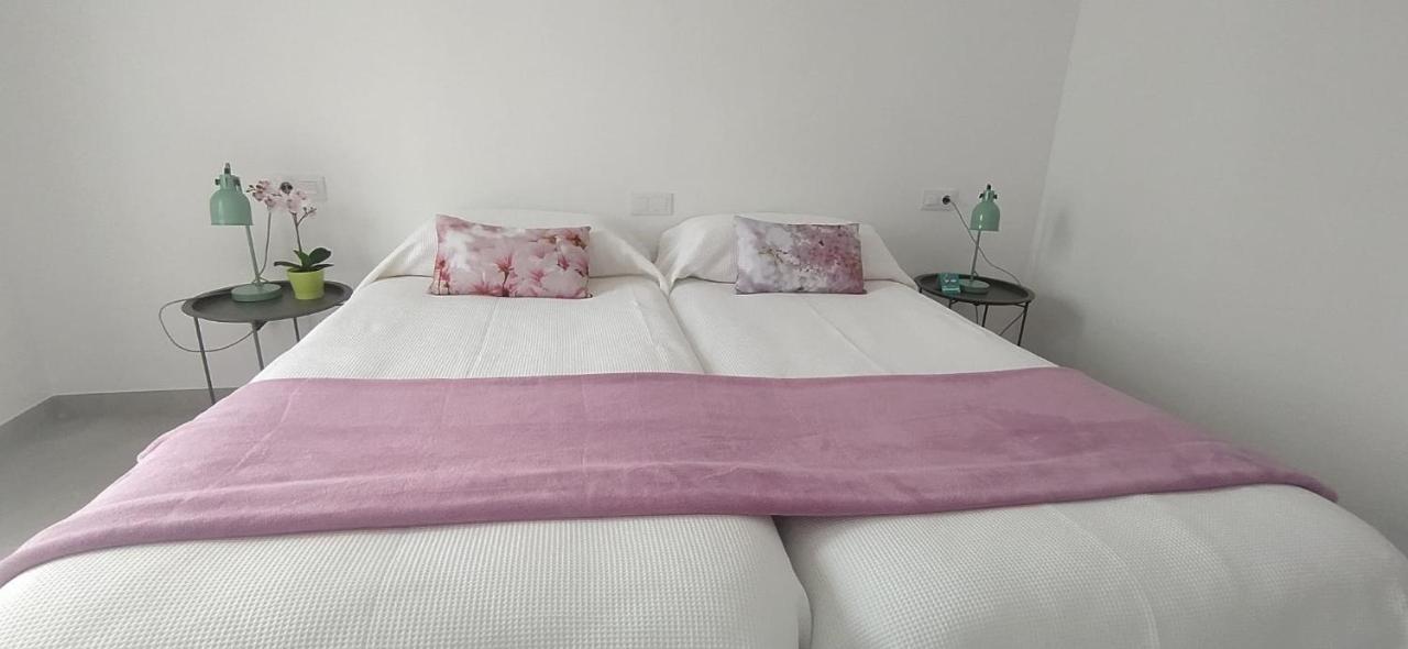 Apartamentos Villa Primera Cala Figuera  Bagian luar foto