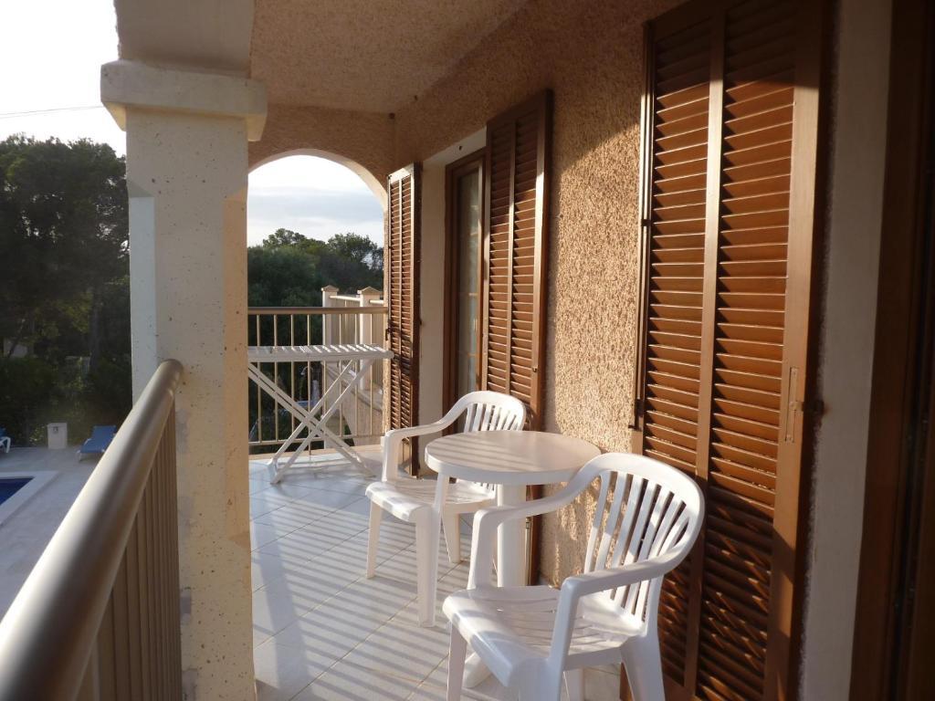 Apartamentos Villa Primera Cala Figuera  Ruang foto
