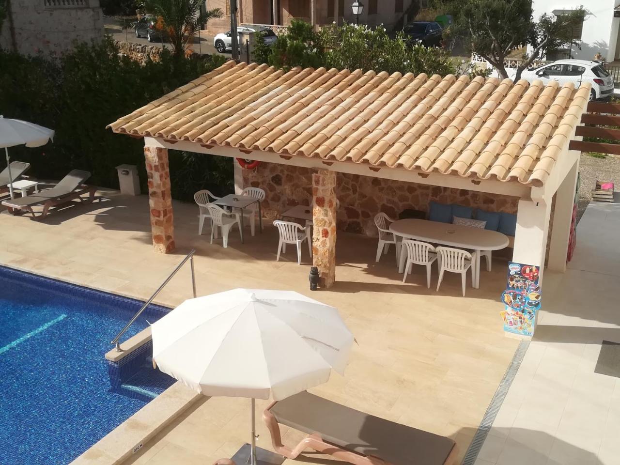 Apartamentos Villa Primera Cala Figuera  Bagian luar foto